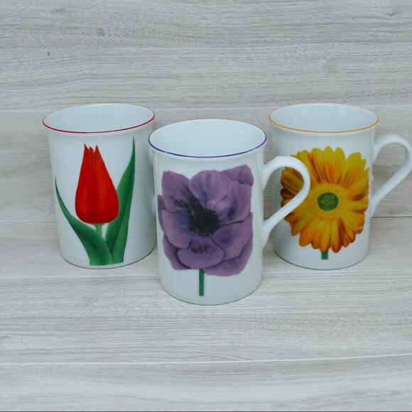 Vintage Bandwagon Inc. Ceramic Flower Coffee Cups Set of 3 - Picture 1 of 11